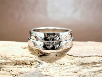 鍛造のオーダーメイド結婚指輪