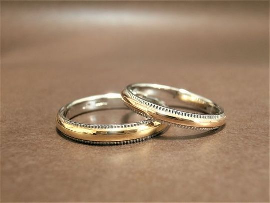結婚指輪の素材が選べます。 - オーダーメイド結婚指輪なら佐賀